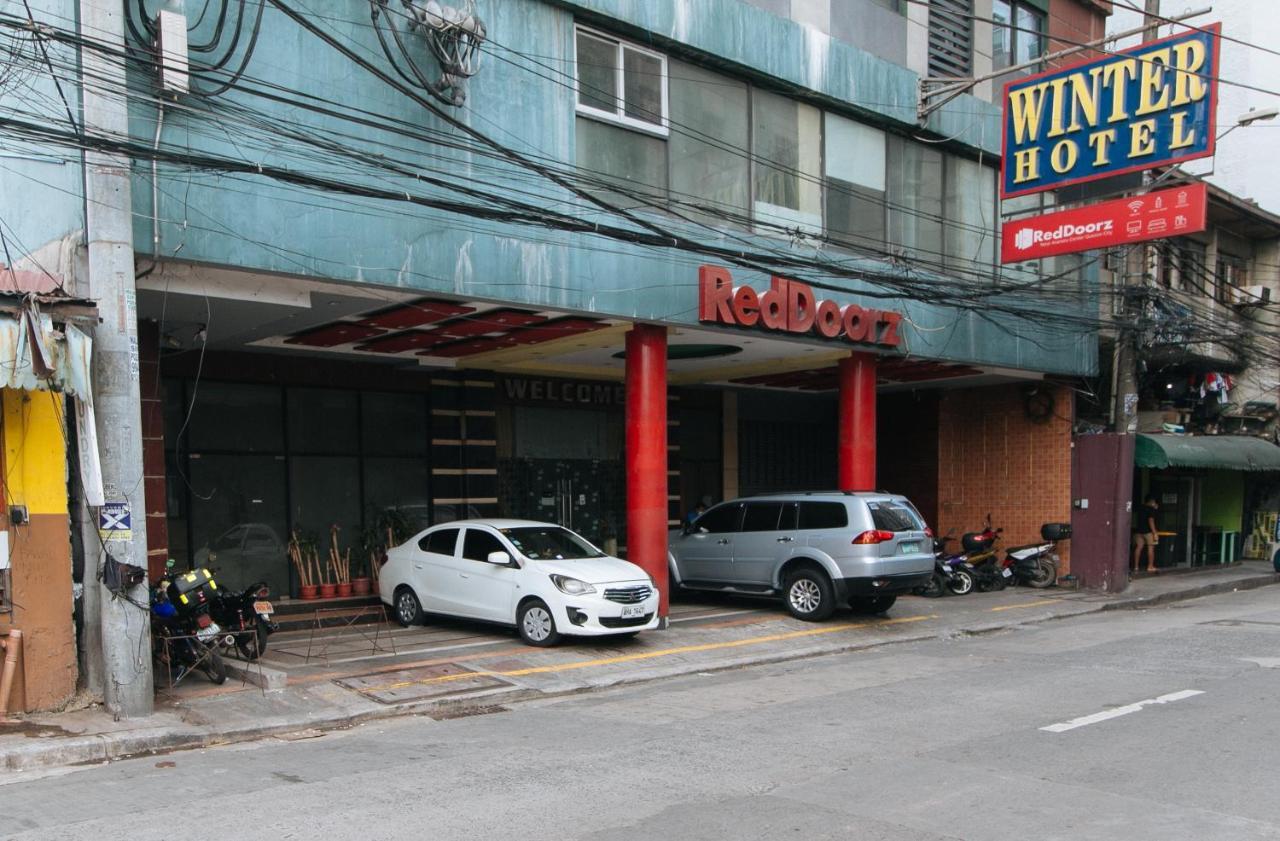 Reddoorz At Winter Hotel Araneta Quezon City Exterior foto