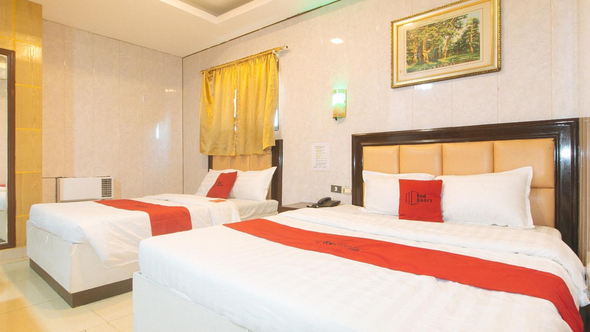 Reddoorz At Winter Hotel Araneta Quezon City Exterior foto