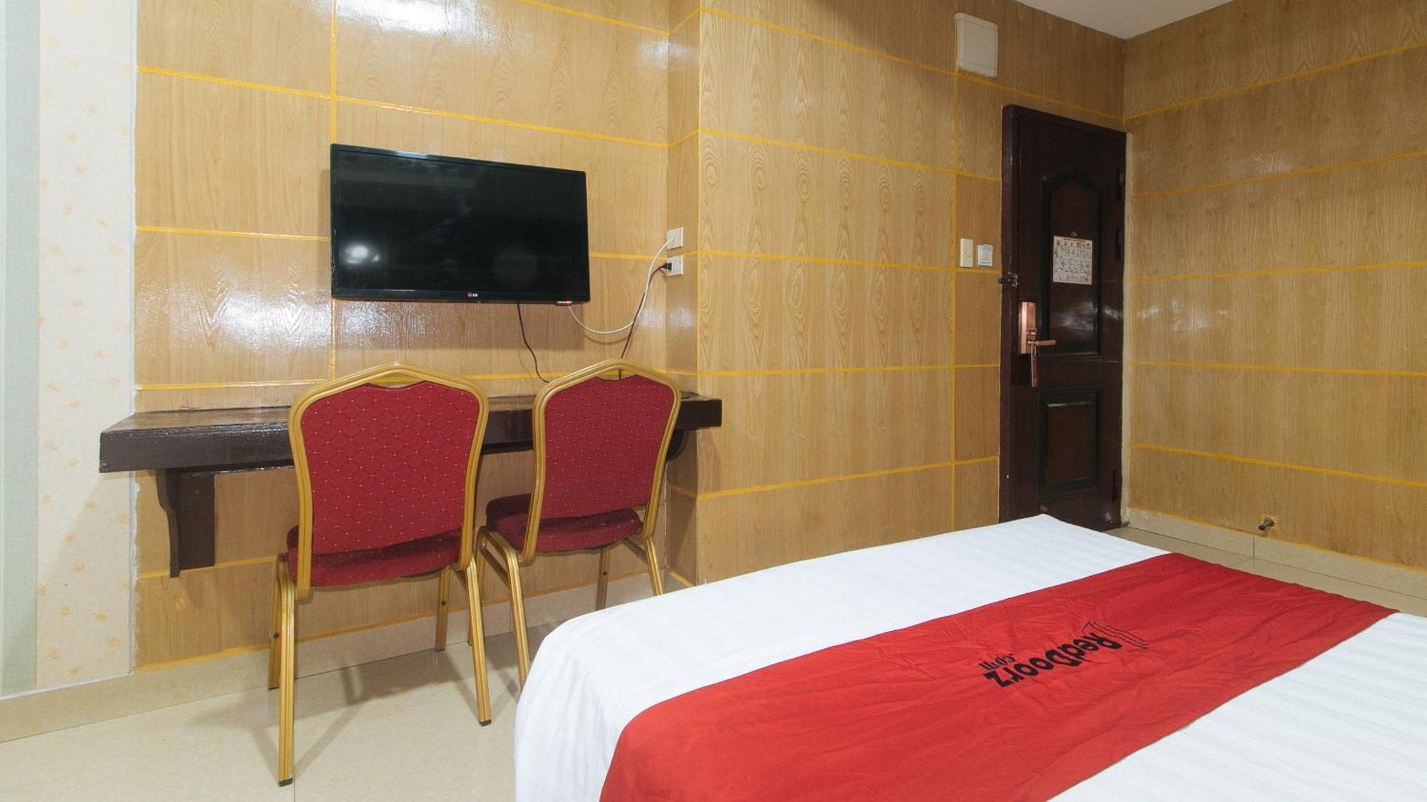 Reddoorz At Winter Hotel Araneta Quezon City Exterior foto