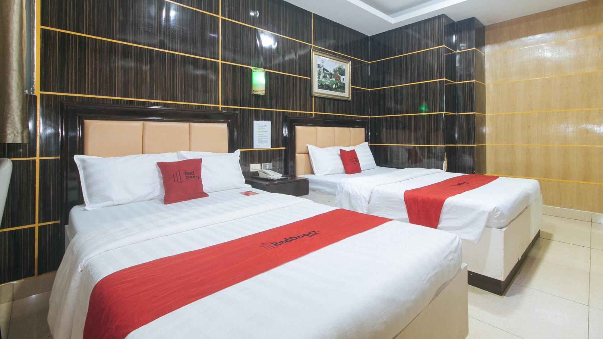 Reddoorz At Winter Hotel Araneta Quezon City Exterior foto